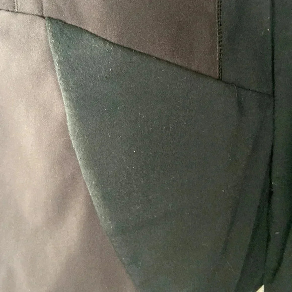 Lululemon |  Jacket - Picture 7 of 11